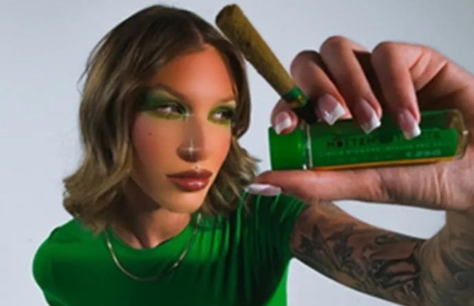 Featured Mitten Extracts Products: THC Carts, Disposables, Gummies